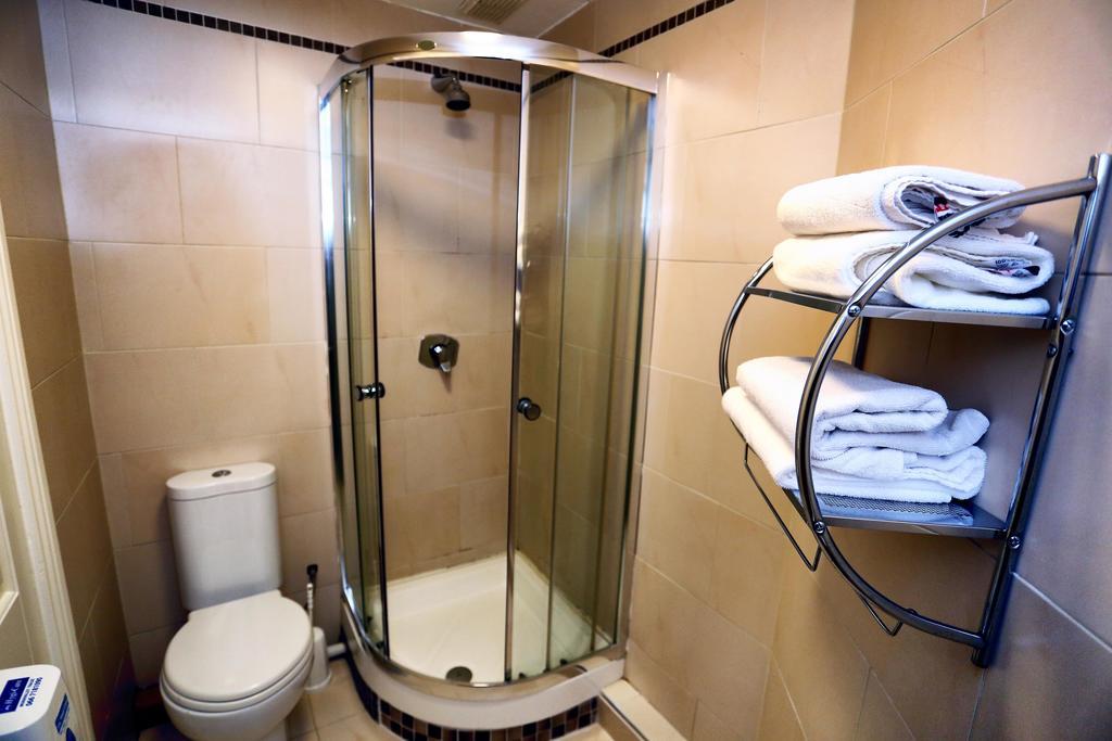 Sean Og'S Accomodation トラリー 部屋 写真